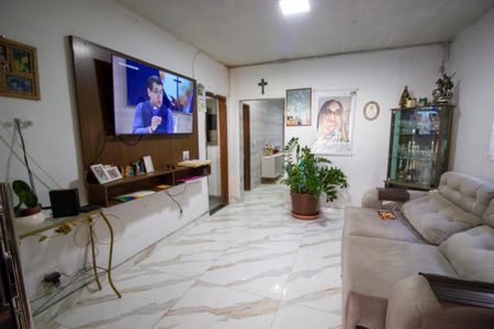 Casa para alugar com 2 quartos, 80m² em Qr 404, Brasília