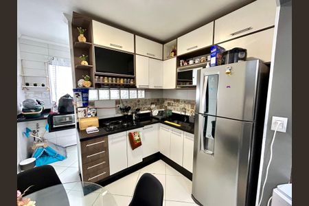 Apartamento à venda com 60m², 2 quartos e 1 vaga Apartamento à venda com 60m², 2 quartos e 1 vagaCozinha