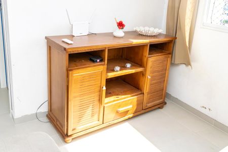 Sala de apartamento para alugar com 2 quartos, 46m² em Bonsucesso, Rio de Janeiro