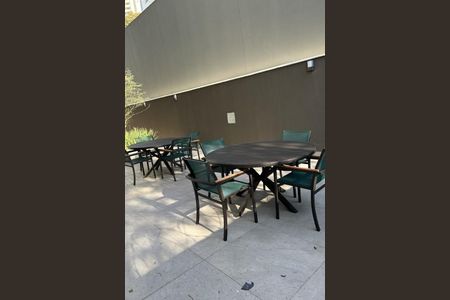 Apartamento à venda com 72m², 2 quartos e 3 vagas