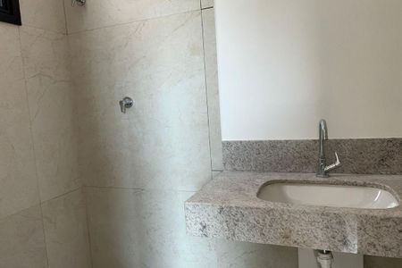 Apartamento à venda com 72m², 2 quartos e 3 vagas