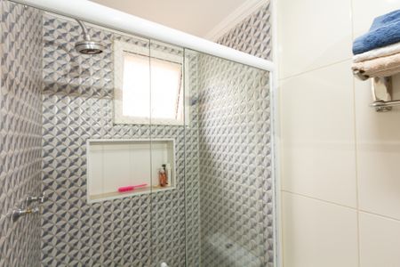 Apartamento à venda com 82m², 2 quartos e 2 vagasBanheiro da Suíte 1