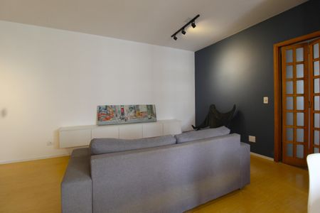 Sala de apartamento à venda com 3 quartos, 76m² em Vila Olímpia, São Paulo