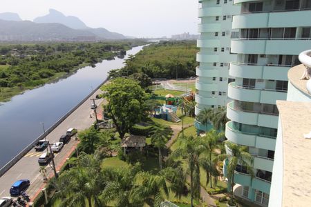 Apartamento à venda com 80m², 2 quartos e 1 vagaSala - Varanda