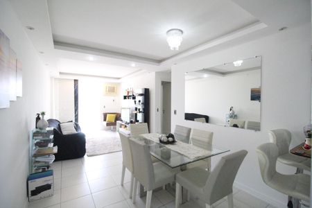 Apartamento à venda com 80m², 2 quartos e 1 vagaSala