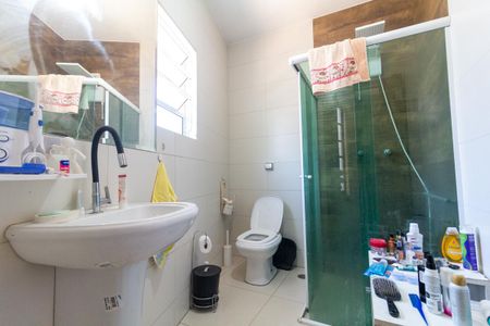 Casa à venda com 306m², 3 quartos e 4 vagas Casa à venda com 306m², 3 quartos e 4 vagasBanheiro 2