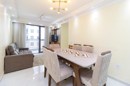 Sala de apartamento para alugar com 2 quartos, 71m² em Santo Amaro, São Paulo