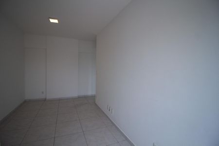 Sala  de apartamento para alugar com 2 quartos, 91m² em Jardim Santa Lucinda, Sorocaba