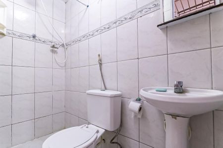 Casa de condomínio para alugar com 50m², 1 quarto e sem vaga Casa de condomínio para alugar com 50m², 1 quarto e sem vagaBanheiro