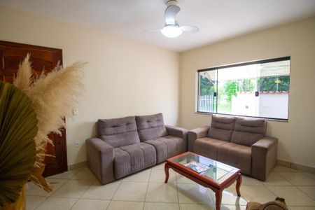 Sala de casa para alugar com 3 quartos, 261m² em Jardim Maria do Carmo, Sorocaba