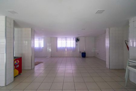 Apartamento para alugar com 65m², 2 quartos e 1 vagaÁrea comum - Salão de festas