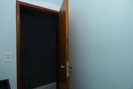 Casa à venda com 209m², 3 quartos e 2 vagasBanheiro 3 - Lavabo