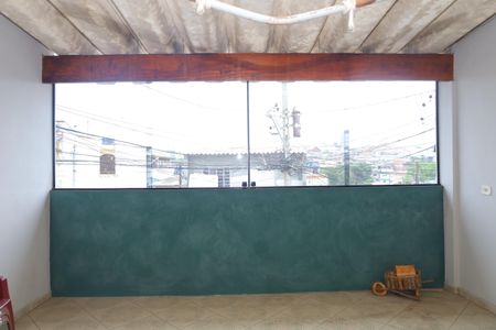 Casa à venda com 209m², 3 quartos e 2 vagasVaranda