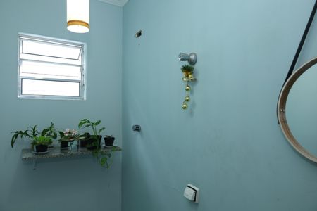 Casa à venda com 209m², 3 quartos e 2 vagasBanheiro 3 - Lavabo