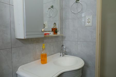 Casa à venda com 209m², 3 quartos e 2 vagasBanheiro 2