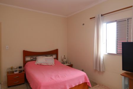 Casa à venda com 209m², 3 quartos e 2 vagasQuarto 3 - Suíte