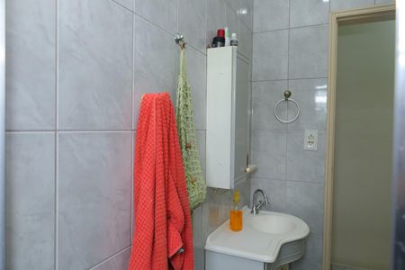 Casa à venda com 209m², 3 quartos e 2 vagasBanheiro 2