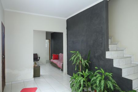 Casa à venda com 209m², 3 quartos e 2 vagasSala