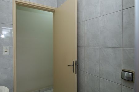 Casa à venda com 209m², 3 quartos e 2 vagasBanheiro 2