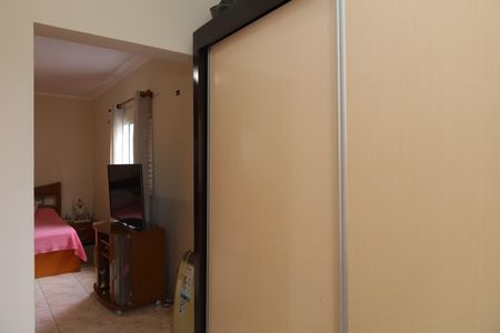 Casa à venda com 209m², 3 quartos e 2 vagasQuarto 3 - Suíte - Closet