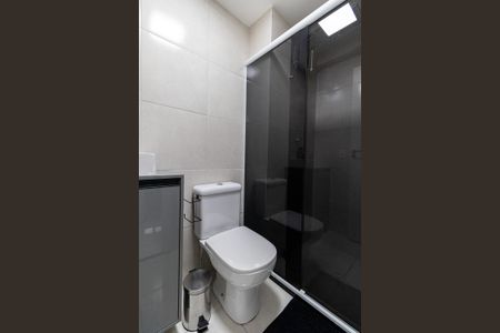 Apartamento para alugar com 41m², 2 quartos e 1 vaga Apartamento para alugar com 41m², 2 quartos e 1 vagaBanheiro