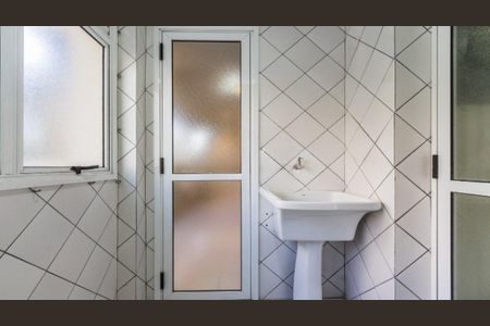 Apartamento para alugar com 110m², 3 quartos e 1 vagaÁrea de Serviço