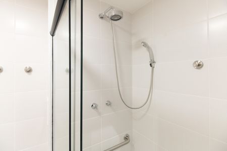 Studio para alugar com 25m², 1 quarto e sem vaga Studio para alugar com 25m², 1 quarto e sem vagaBanheiro Social