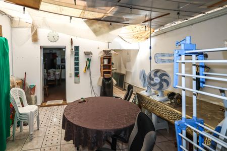 Casa à venda com 128m², 3 quartos e 2 vagasQuintal