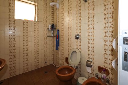 Casa à venda com 128m², 3 quartos e 2 vagasBanheiro Social