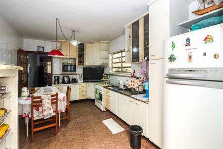 Casa à venda com 128m², 3 quartos e 2 vagasCozinha