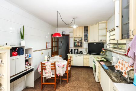 Casa à venda com 128m², 3 quartos e 2 vagasCozinha