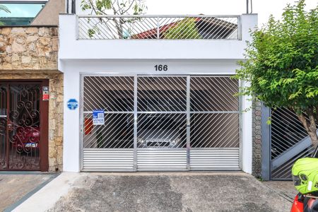 Casa à venda com 128m², 3 quartos e 2 vagasFachada