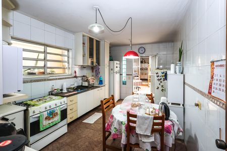 Casa à venda com 128m², 3 quartos e 2 vagasCozinha