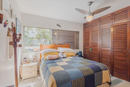 Apartamento à venda com 169m², 4 quartos e 2 vagas Apartamento à venda com 169m², 4 quartos e 2 vagasQuarto 2