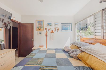 Apartamento à venda com 169m², 4 quartos e 2 vagas Apartamento à venda com 169m², 4 quartos e 2 vagasQuarto 2