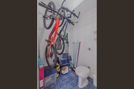 Apartamento à venda com 169m², 4 quartos e 2 vagas Apartamento à venda com 169m², 4 quartos e 2 vagasÁrea de Serviço