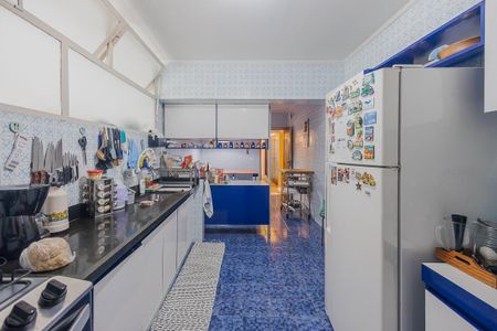 Apartamento à venda com 169m², 4 quartos e 2 vagas Apartamento à venda com 169m², 4 quartos e 2 vagasCozinha
