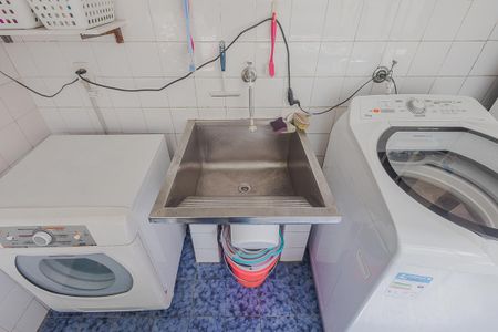 Apartamento à venda com 169m², 4 quartos e 2 vagas Apartamento à venda com 169m², 4 quartos e 2 vagasÁrea de Serviço