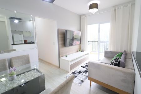 Sala de apartamento para alugar com 2 quartos, 57m² em Umuarama, Osasco