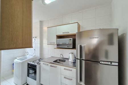 Apartamento à venda com 43m², 2 quartos e 1 vaga Apartamento à venda com 43m², 2 quartos e 1 vagaCozinha e Área de Serviço