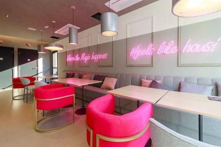 Studio para alugar com 40m², 1 quarto e sem vaga Studio para alugar com 40m², 1 quarto e sem vagaÁrea comum