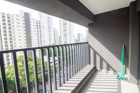 Studio para alugar com 40m², 1 quarto e sem vaga Studio para alugar com 40m², 1 quarto e sem vagaTerraço