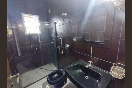 Casa para alugar com 175m², 3 quartos e 3 vagas Casa para alugar com 175m², 3 quartos e 3 vagasBanheiro