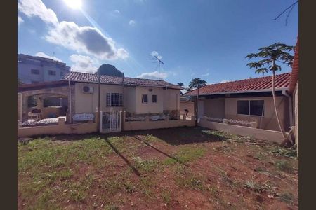 Casa para alugar com 175m², 3 quartos e 3 vagas Casa para alugar com 175m², 3 quartos e 3 vagasÁrea externa