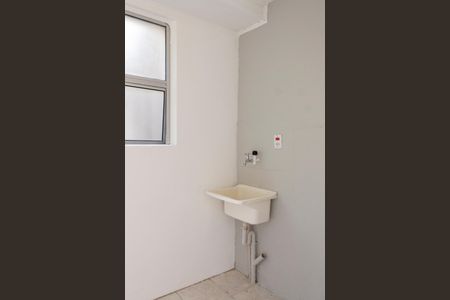 Apartamento para alugar com 80m², 2 quartos e 1 vaga Apartamento para alugar com 80m², 2 quartos e 1 vagaCozinha e Área de Serviço