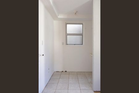 Apartamento para alugar com 80m², 2 quartos e 1 vaga Apartamento para alugar com 80m², 2 quartos e 1 vagaCozinha e Área de Serviço