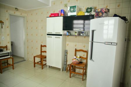 Casa à venda com 130m², 2 quartos e 2 vagas Cozinha 