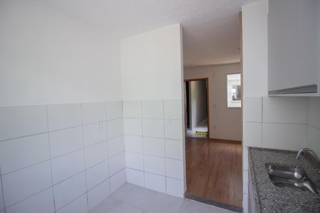 Apartamento para alugar com 45m², 2 quartos e 1 vaga Apartamento para alugar com 45m², 2 quartos e 1 vagaCozinha e Área de Serviço