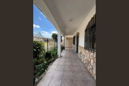 Casa para alugar com 150m², 3 quartos e 2 vagas Casa para alugar com 150m², 3 quartos e 2 vagasVaranda