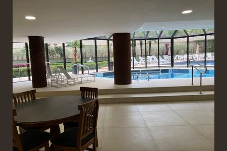 Apartamento à venda com 3 quartos, 120m² em Indianópolis, São Paulo